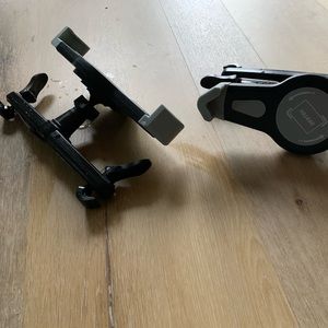 Car headrest screen mounts set of 2